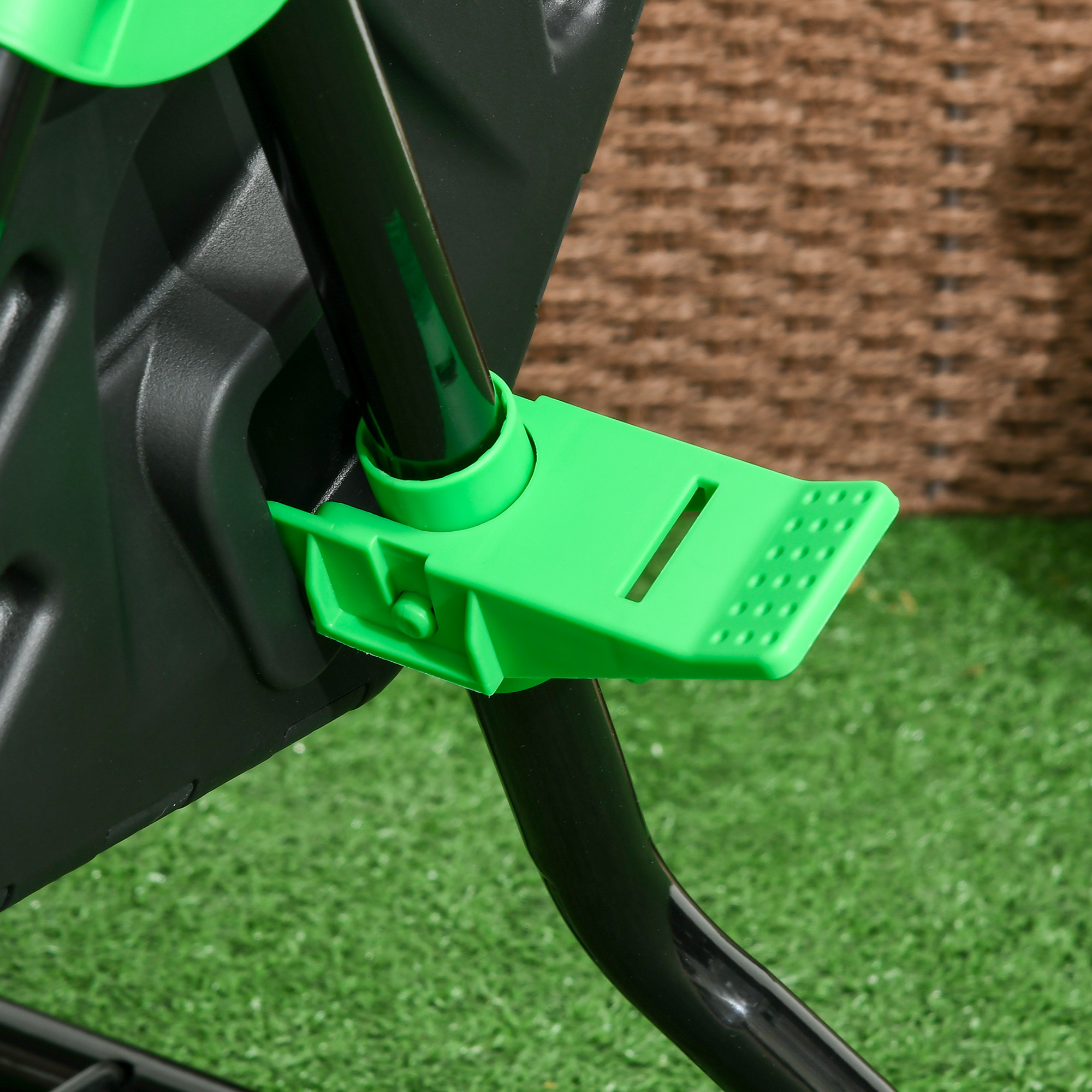 Kompostbehälter, 65 Liter Komposter, drehbar, kompakt, 24 Belüftungslöcher, Stahl, Kunststoff, Grün+Schwarz