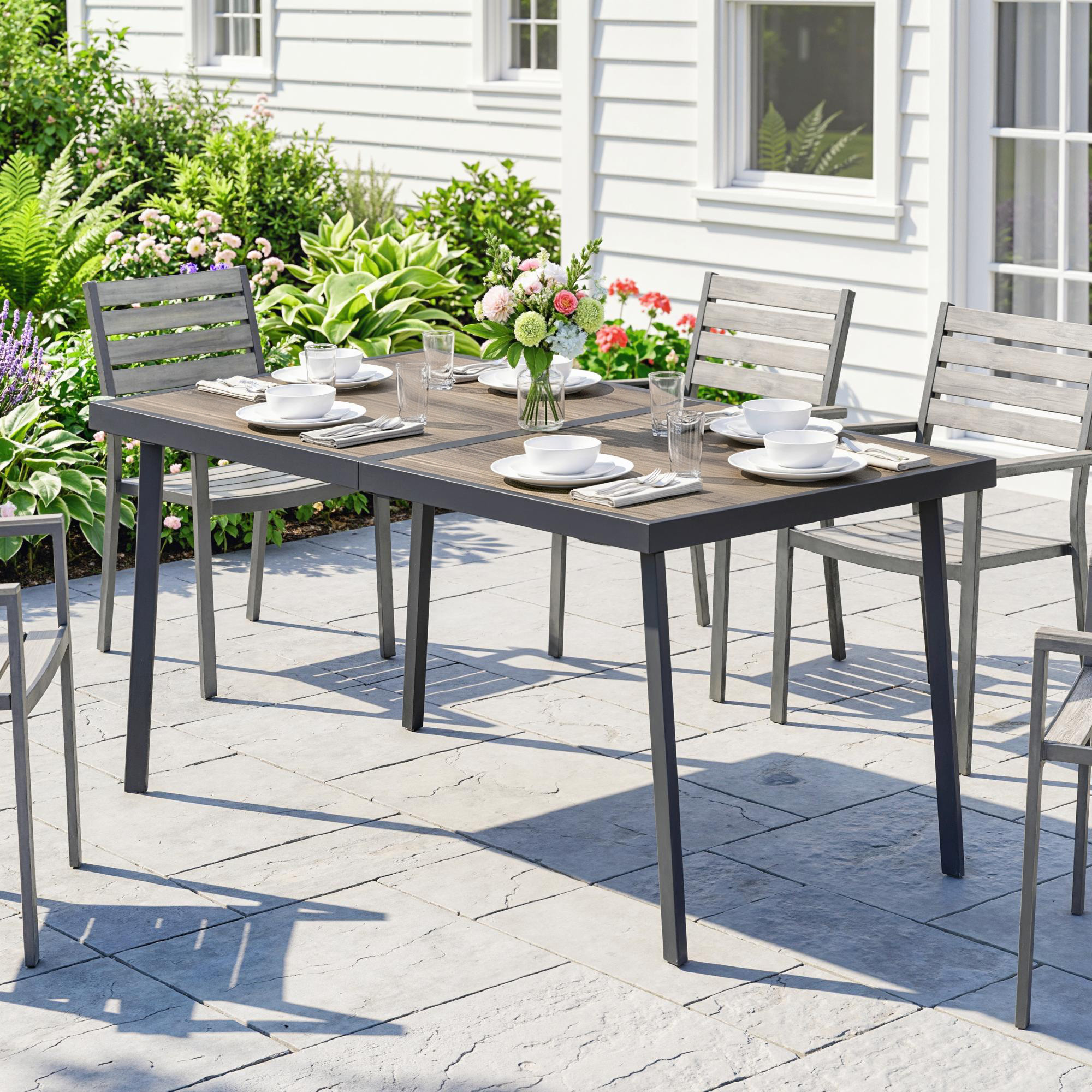 Outdoor Tisch für 6 Personen, Holzoptik, Metallrahmen, wetterfest, 145 x 85 x 72 cm, Grau