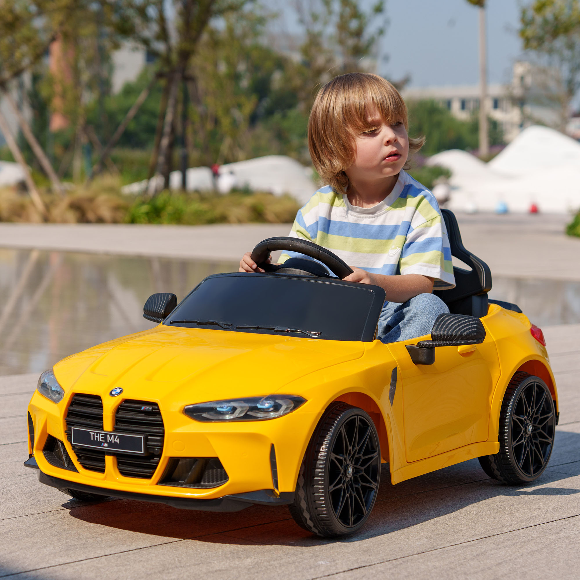 Elektro Kinderauto BMW M4, Sound & Licht, 3-5 km/h, inkl. Fernsteuerung, für 3-5 Jahre, Gelb