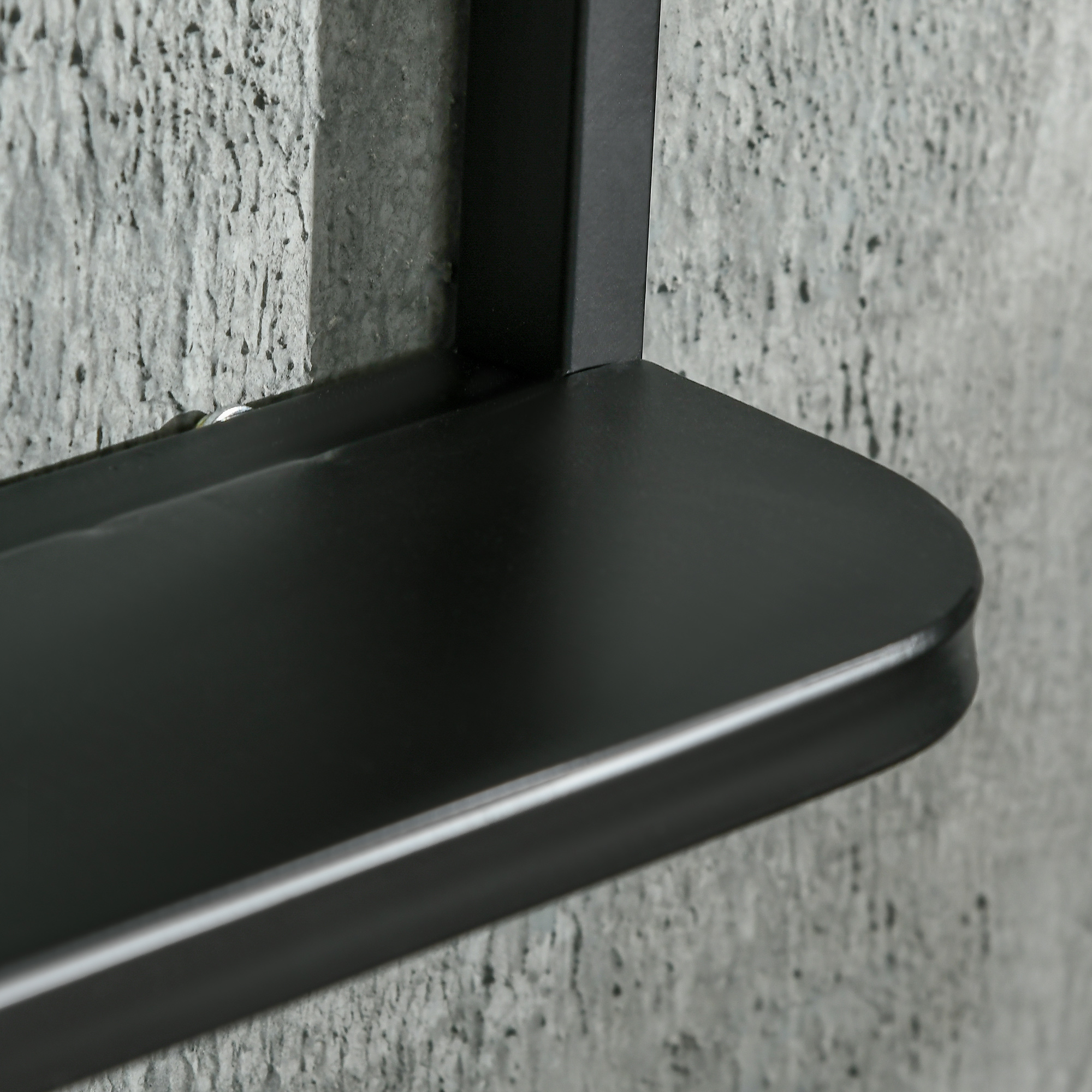 Wandspiegel mit Metallrahmen, abgerundete Kanten, 1 Ablagefläche  70 cm x 10,2 cm x 50 cm Schwarz + Silber