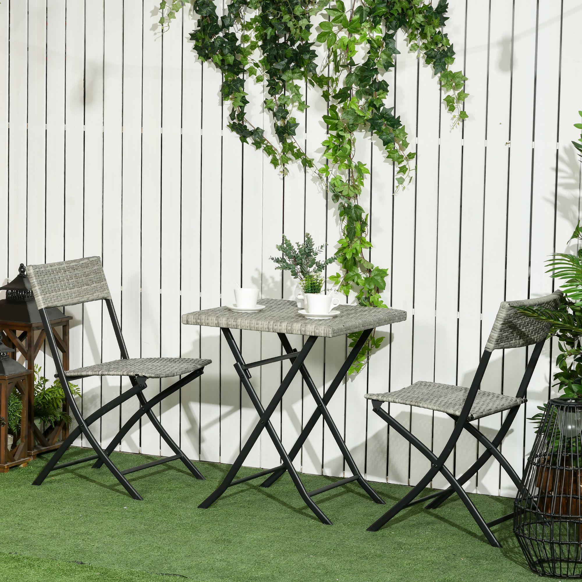 3-tlg, Gartensitzgruppe, 2 Klappstühle, 1 Klapptisch, Rattanoptik, Metallrahmen, hellgrau