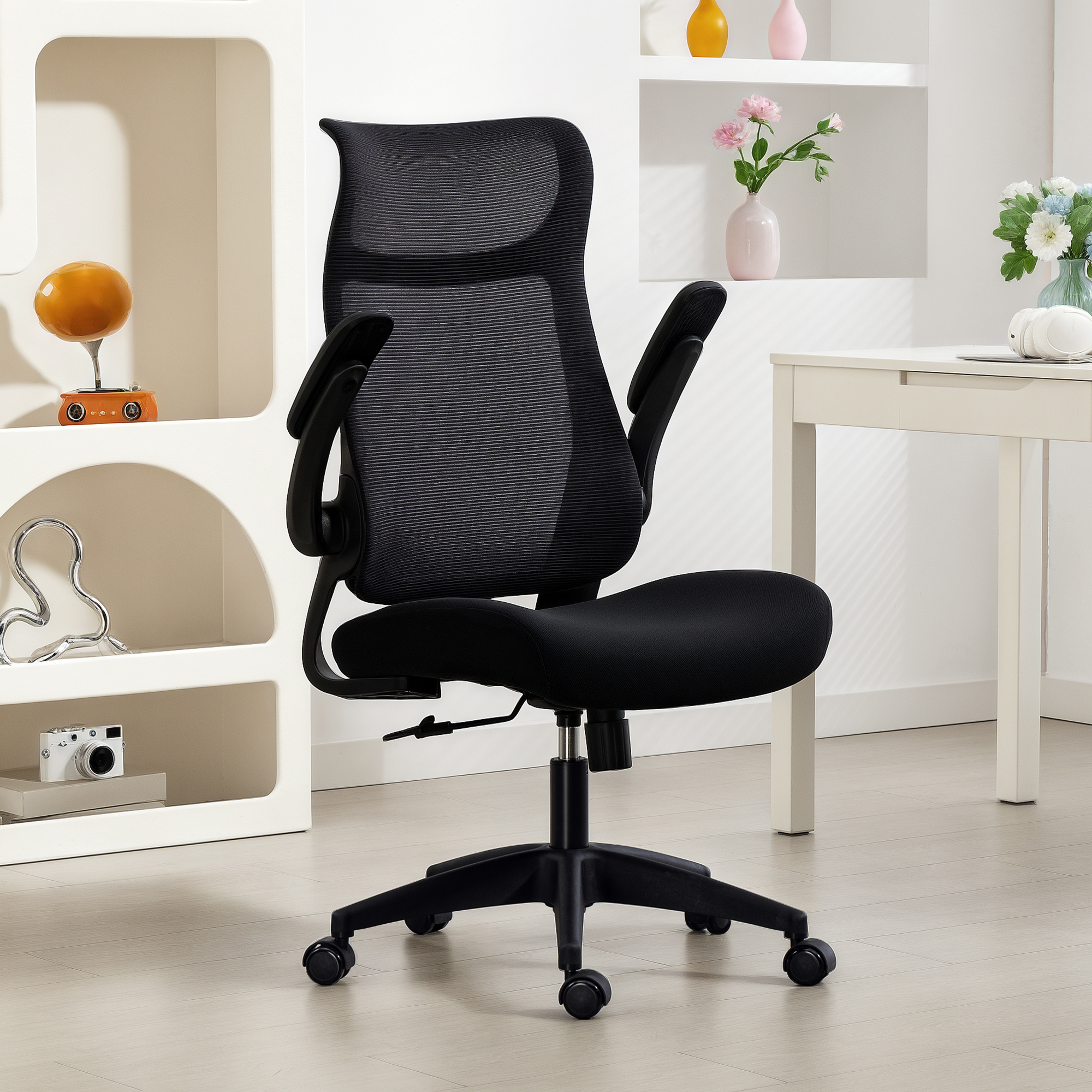 ergonomischer Bürostuhl mit 3D-Armlehnen, Netzstoffrücken, S-förmige Rückenlehne, Kopfstütze, Kippfunktion, Schwarz