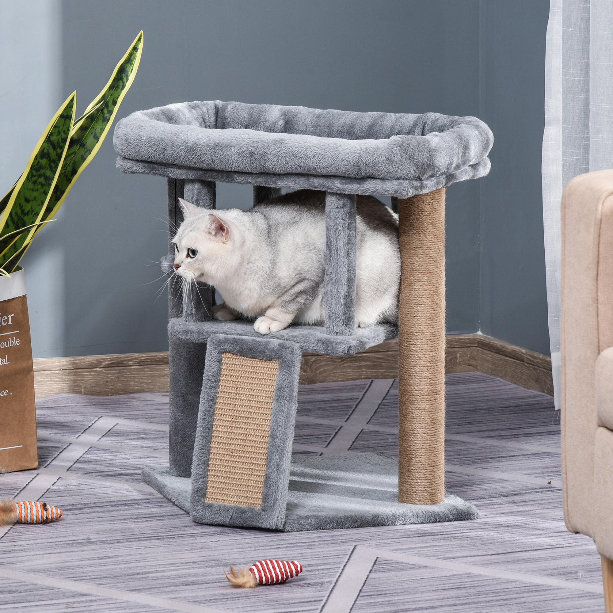 Kratzbaum 57 cm Kleiner Katzenbaum mit Katzenhöhle, Liegeplattform, Katzenkratzbaum mit Kratzbrett, Spielball, Katzenmöbel für Katzen bis 5 kg Hellgrau