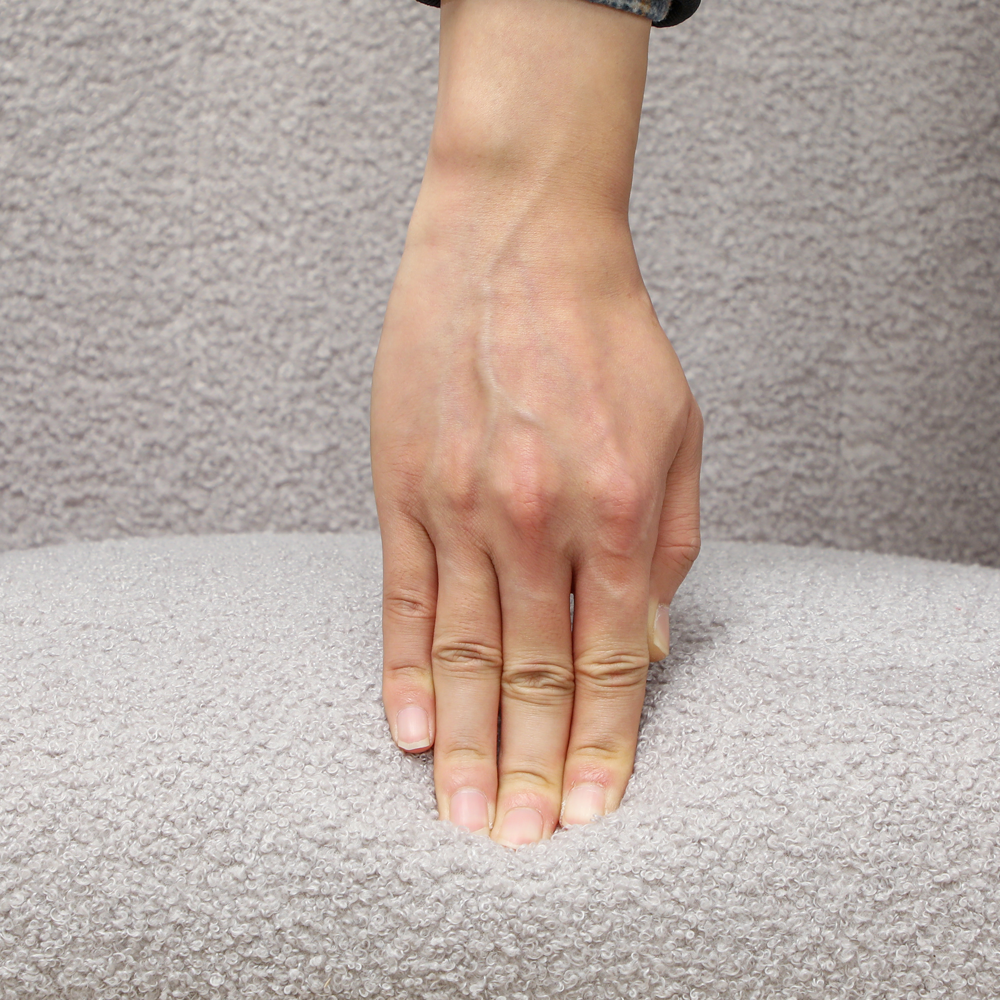 Schaukelstuhl, kuscheliger Bezug, dicke Polsterung, rutschfest, Hellgrau