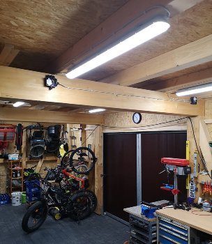 Wand-& Deckenleuchte "HP-63" IP65, 150cm / 56W, 4000k, neutralweiß, 6600 Lumen