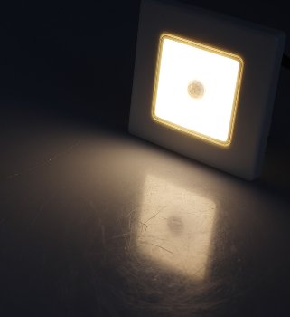 LED Wand-Einbauleuchte "EBL 86 PIR" / 3000k, warmweiß, Rahmen cremeweiß