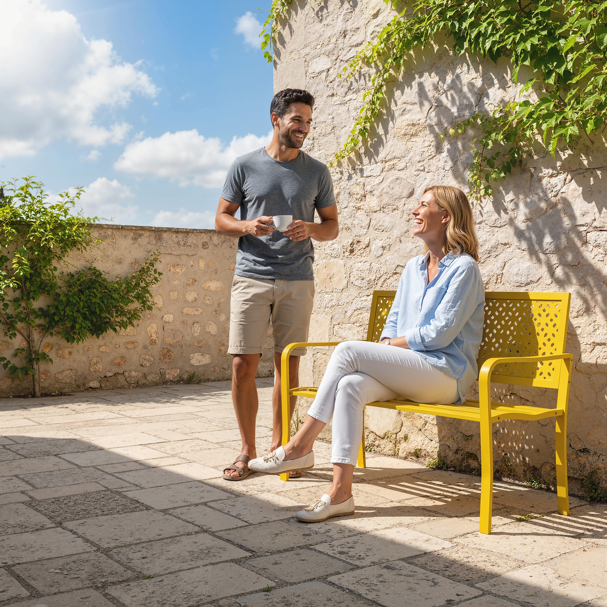 Gartenbank 2-Sitzer Metall wetterfest Outdoor Sitzbank mit rostbeständiger Rückenlehne, Geometrisch bis 240 kg