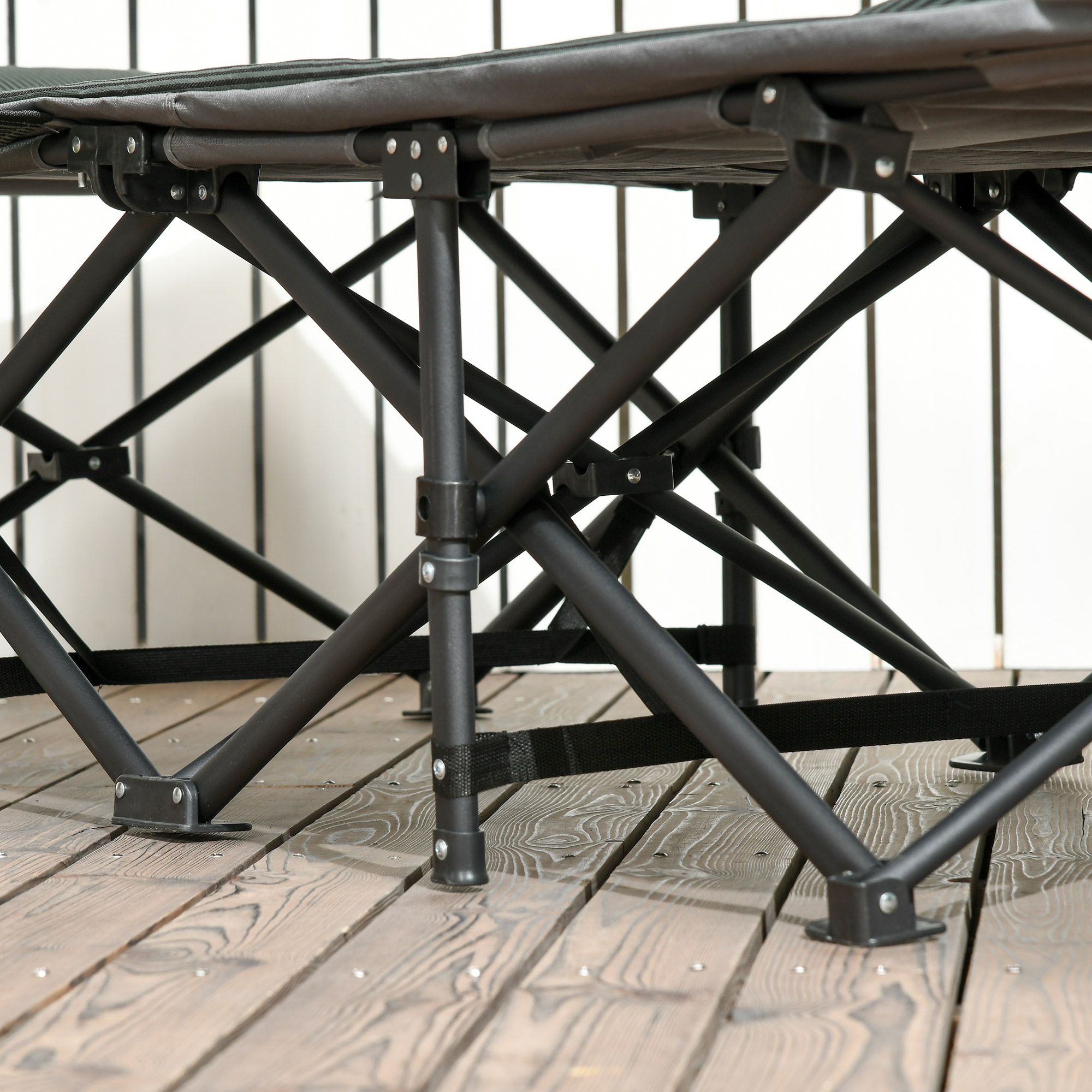 Sonnenliege, klappbar, neigbare Rückenlehne, mit Becherhalter, bis 120 kg, 68 x 186 x 48 cm, Grau