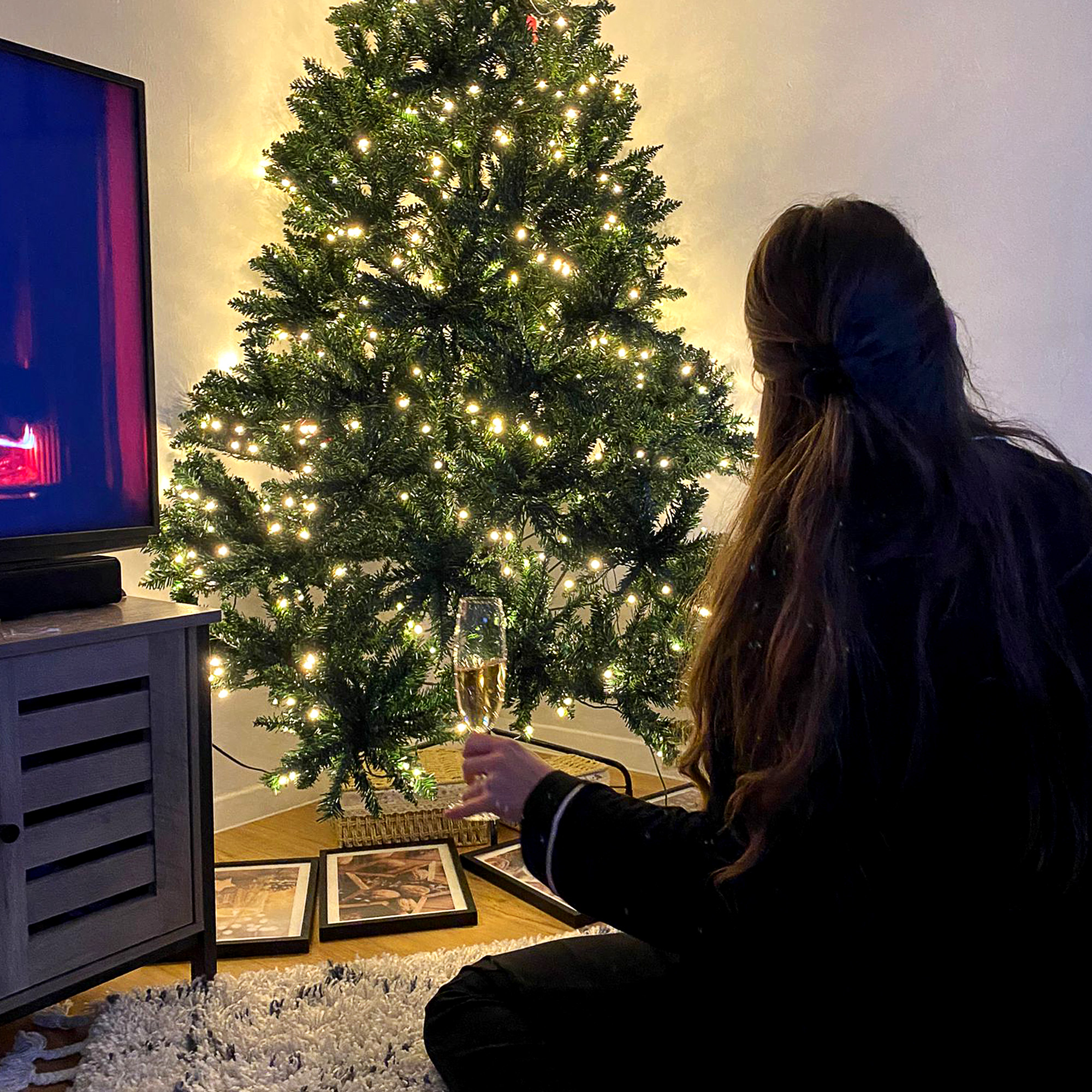 Weihnachtsbaum, 700 warmweiße LEDs, 2154 Zweige, flammhemmend, Kunststoff/Metall, 210 x 142 cm, Grün