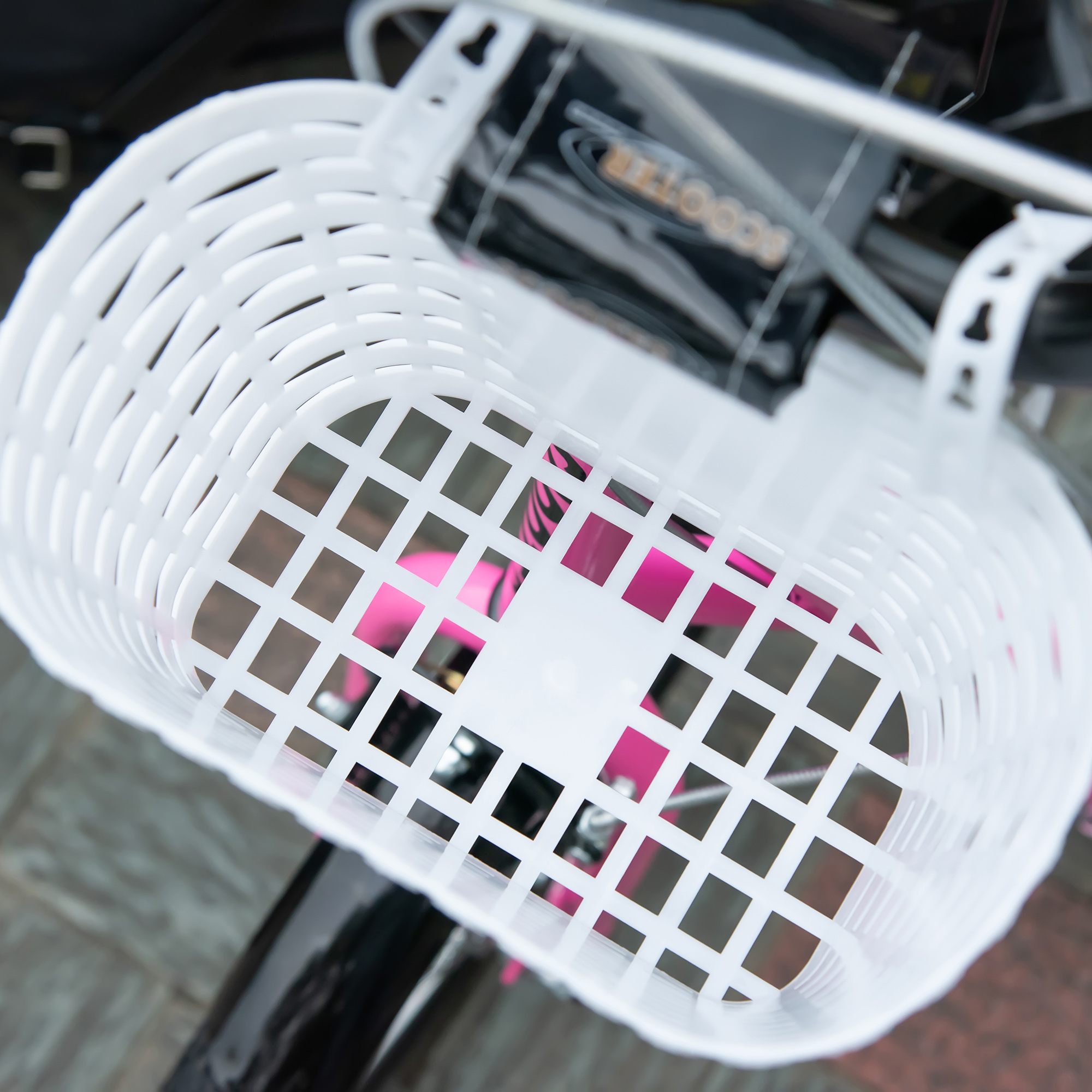 Kinderroller Tretroller mit Bremse, inkl. Korb, höhenverstellbar, für Kinder von 5 bis 12 Jahren, Weiß + Pink