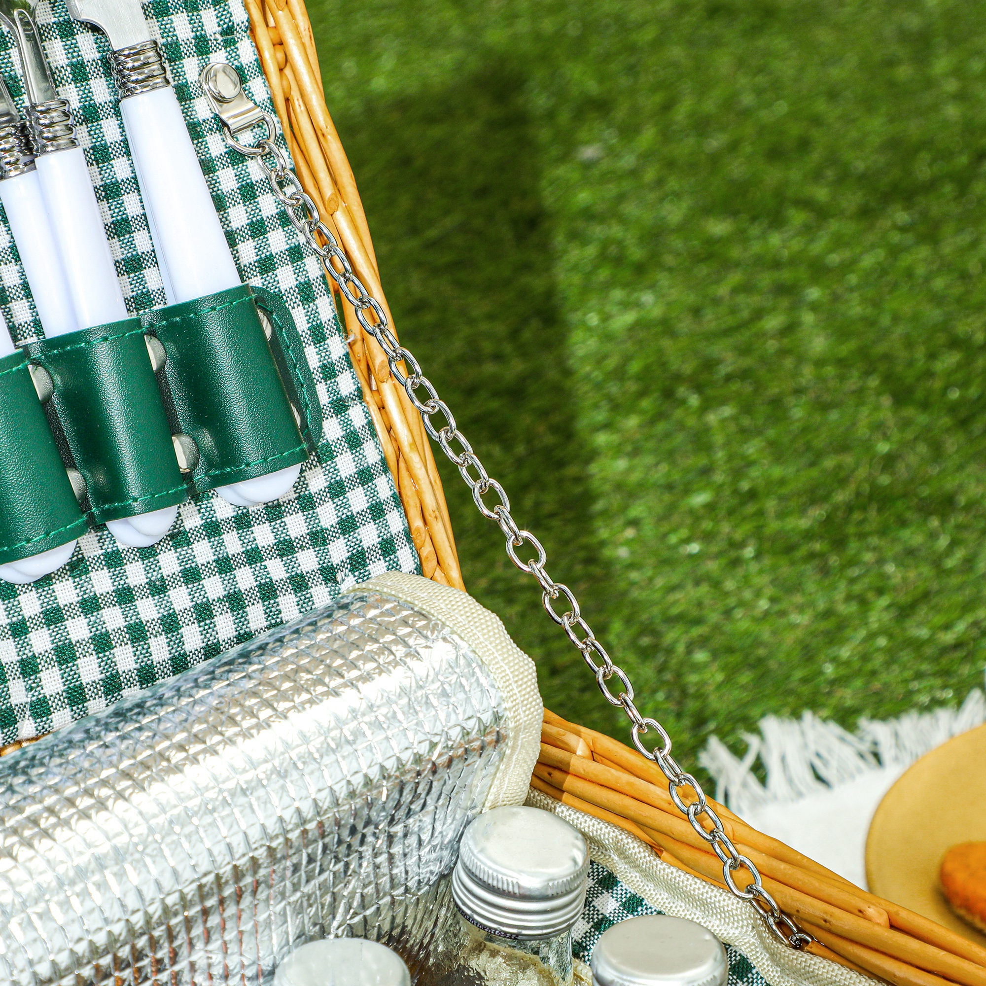 Picknickkorb aus Weidenholz Picknickkoffer für 2 Personen mit Isoliert Kühlfach Besteck Set Hellbraun