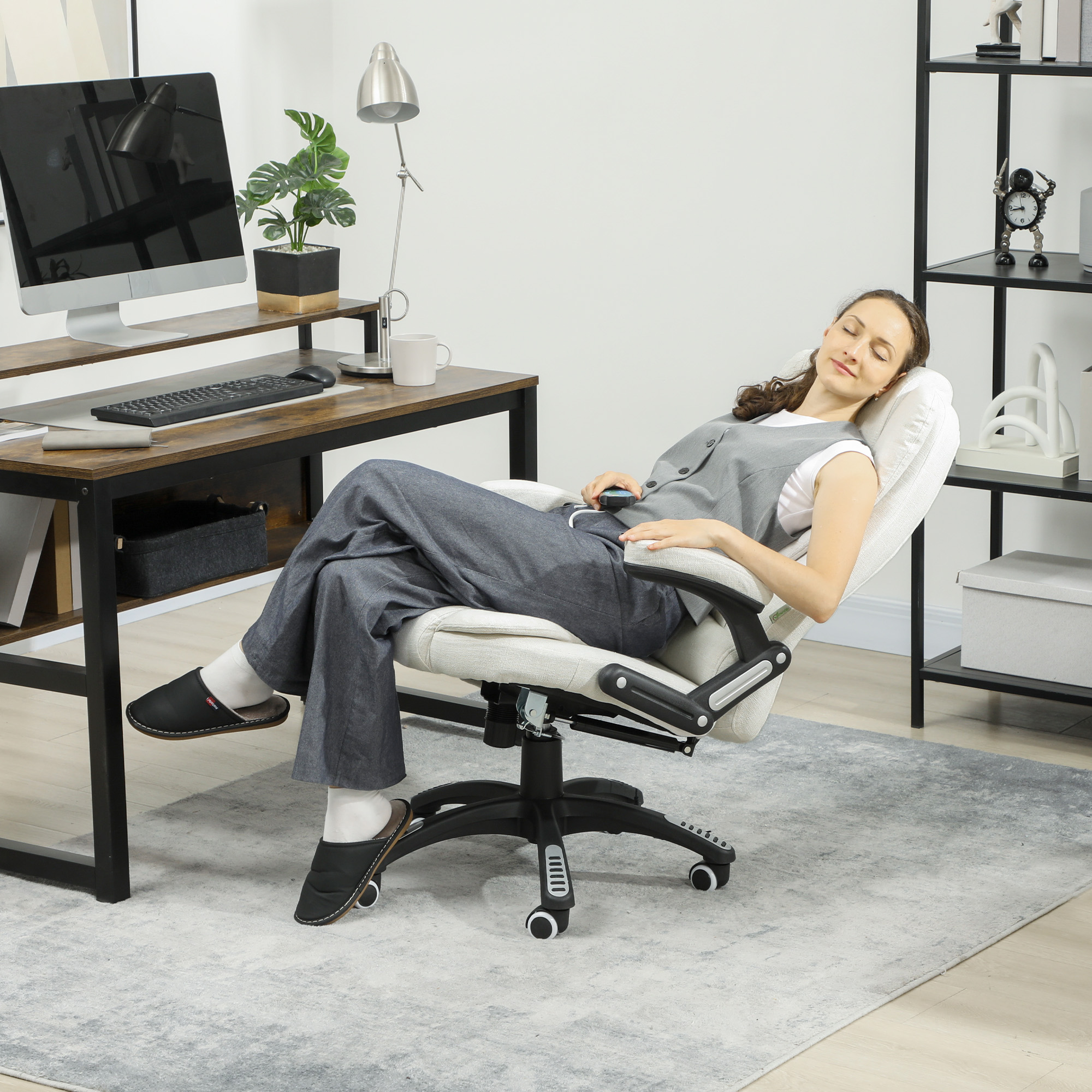 ergonomischer Schreibtischstuhl mit Massagefunktion, 68 x 72 x 110–120 cm, Cremeweiß