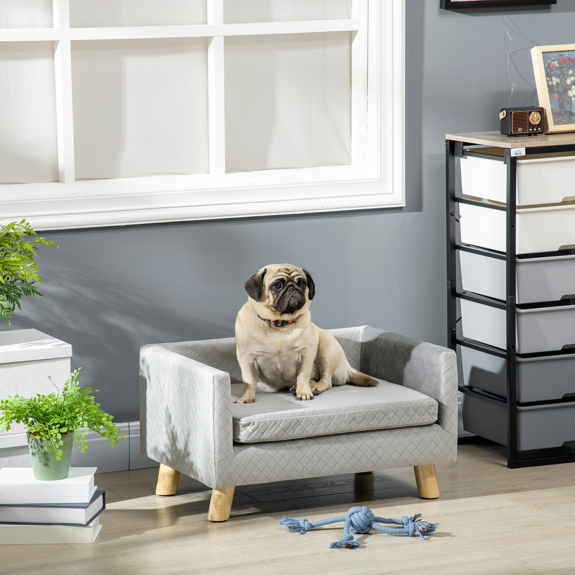 Hundesofa mit Holzbeinen Hundebett Haustiersofa Hundematte für kleine Hunde bis zu 8 kg Samt-Touch Grau 64 x 45 x 36 cm