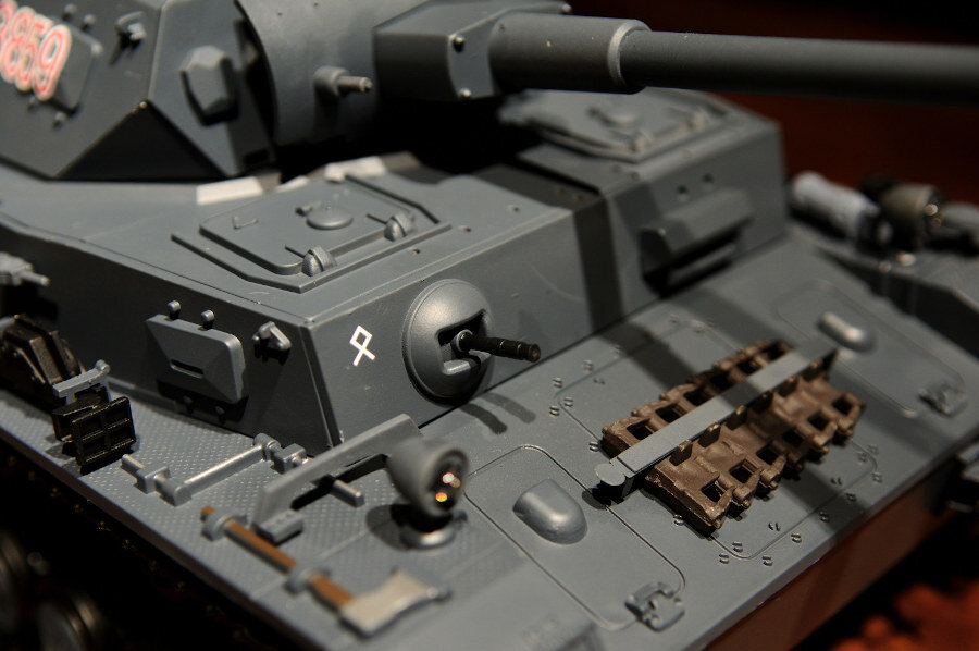 RC Panzer "Kampfwagen IV Ausf.F-2" Metallgetriebe & Metallketten PRO