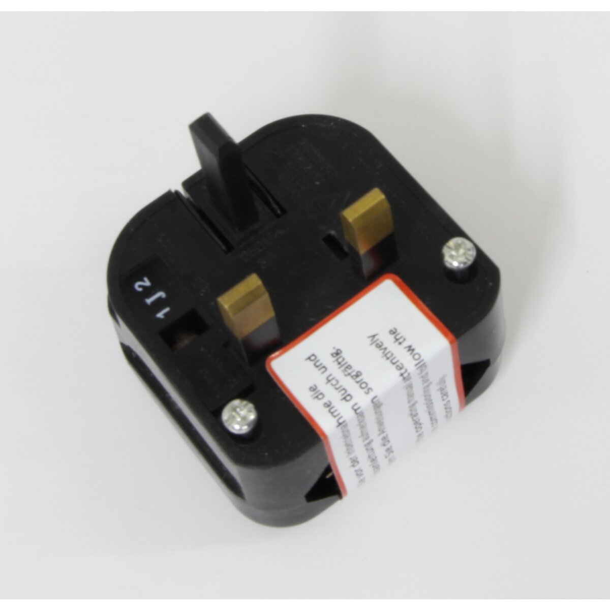 Adapter DE-Stecker auf GB-Stecker Adapter DE-Stecker auf GB-Stecker