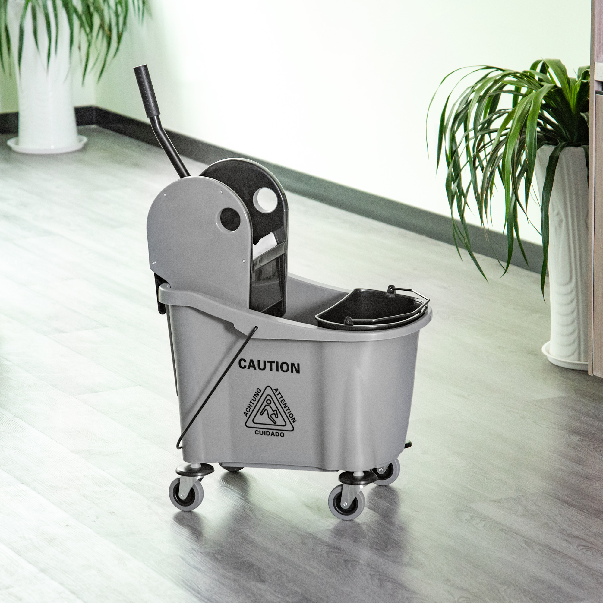Wischwagen mit Mopp-Presse, 36L, Wassertrennwand, 4 Rollen, Schwarz/Grau