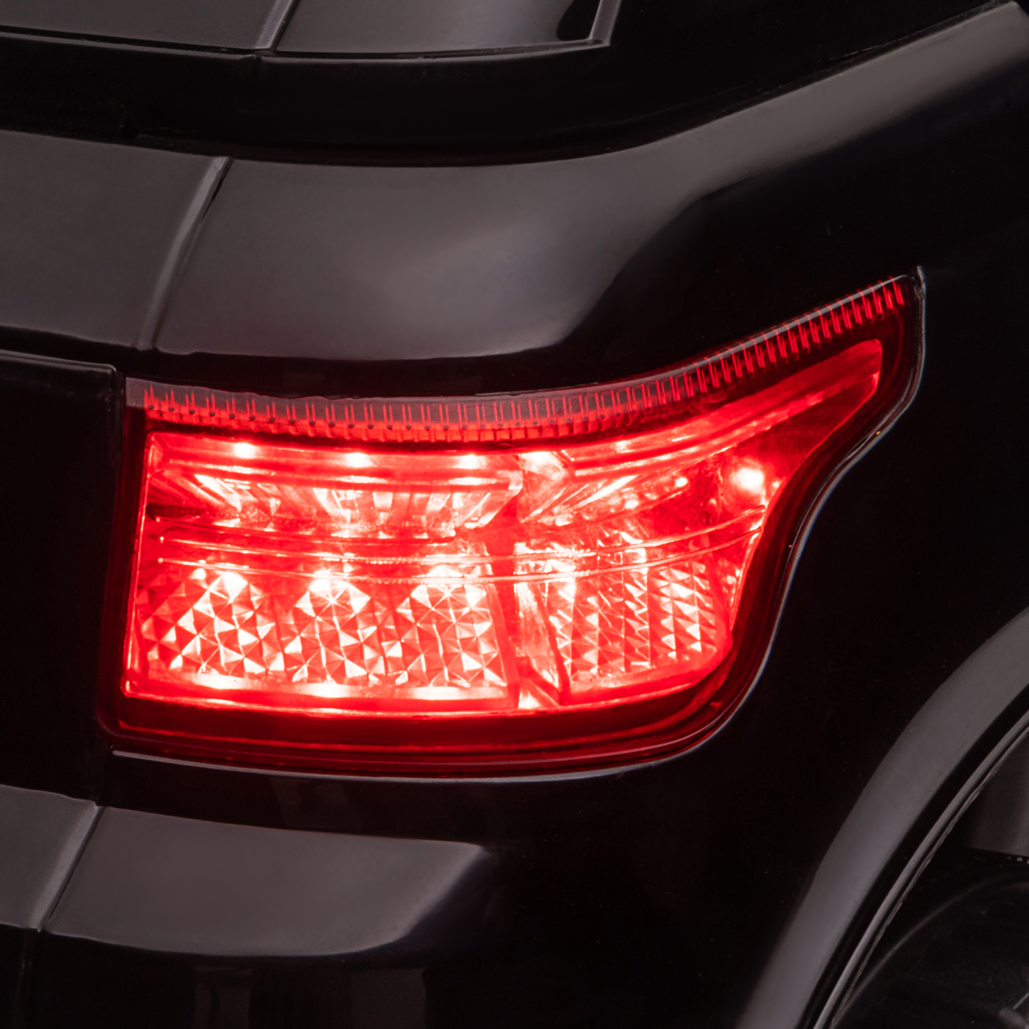 Kinder-Elektroauto SUV, bis 5 kmh/h, mit Sicherheitsgurt, Fernbedienung, Scheinwerfern, Musikfunktion, schwarz