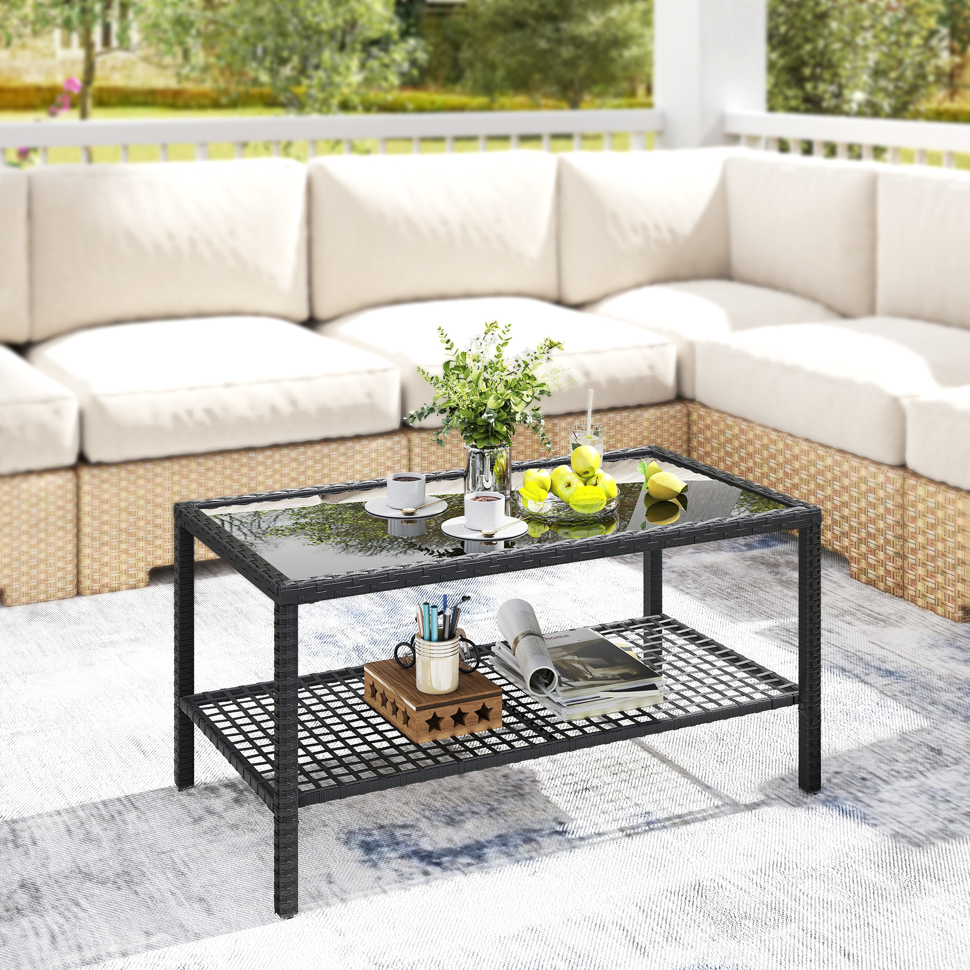 Rattan-Couchtisch, zweistufiger Outdoor-Tisch mit Ablagefach, gehärteter Glasplatte und Stahlrahmen, Schwarz