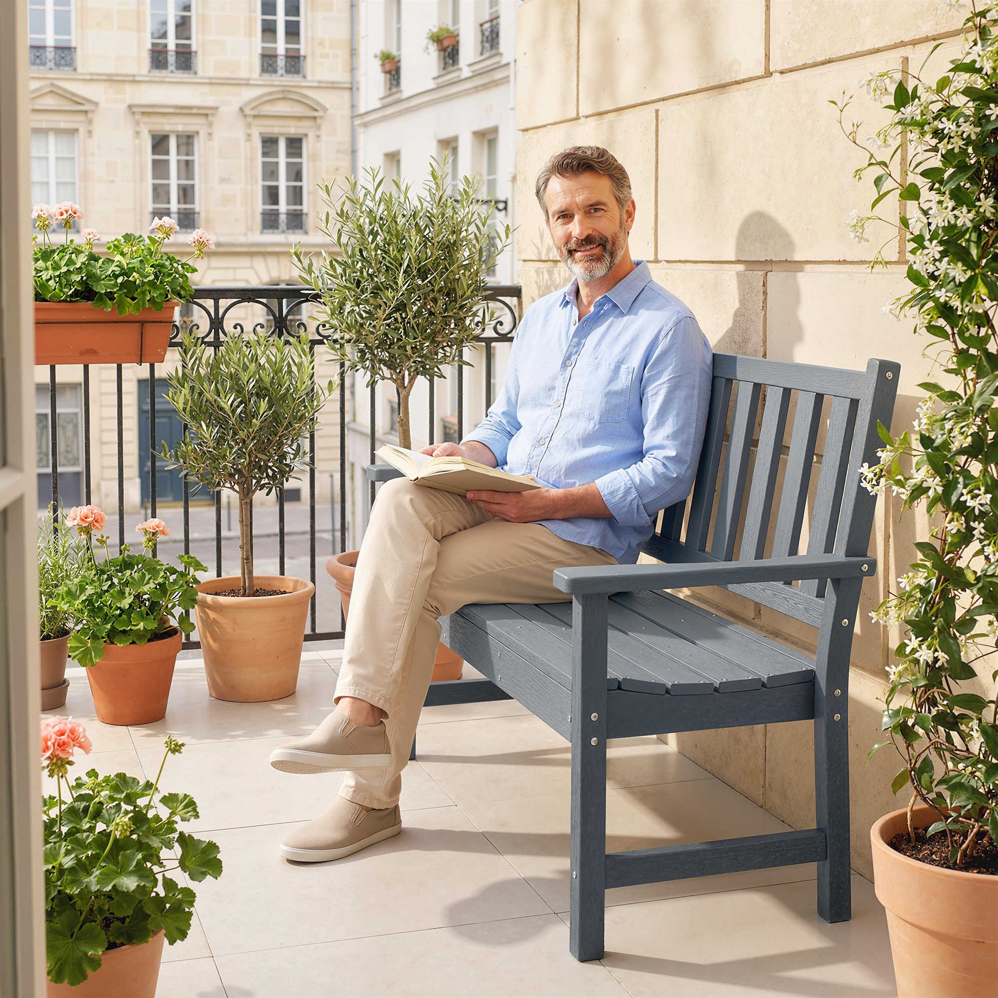 Gartenbank 2-Sitzer wetterfest Kunststoff Outdoor Sitzbank mit Lamelldesign Holzoptik Rückenlehne Grau