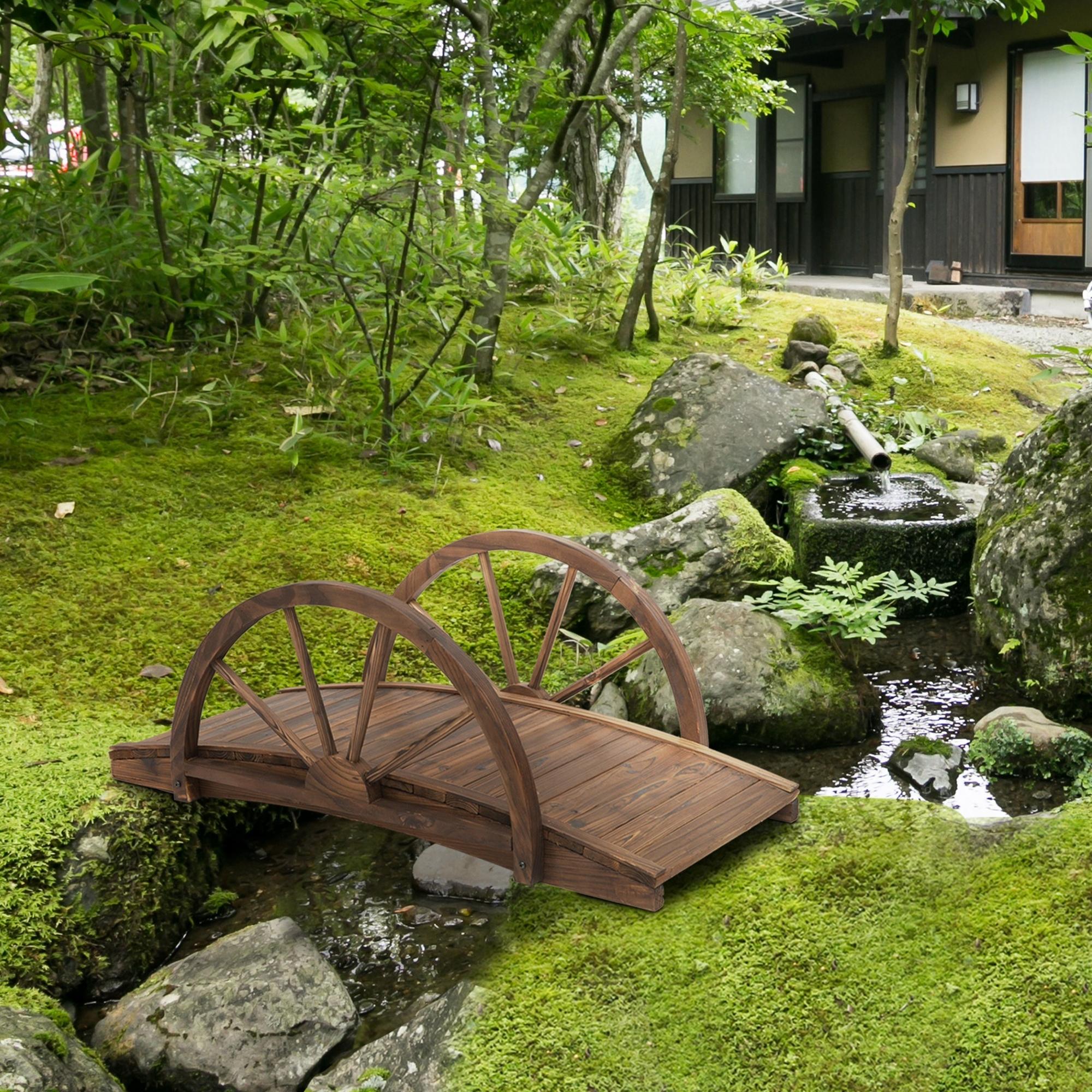 outsunny-gartenbrucke-aus-tannenholz-holzbrucke-mit-rad-design-teichbrucke-bis-150-kg-belastbar-100-x-50-x-37-cm~1SOGU73T9M000