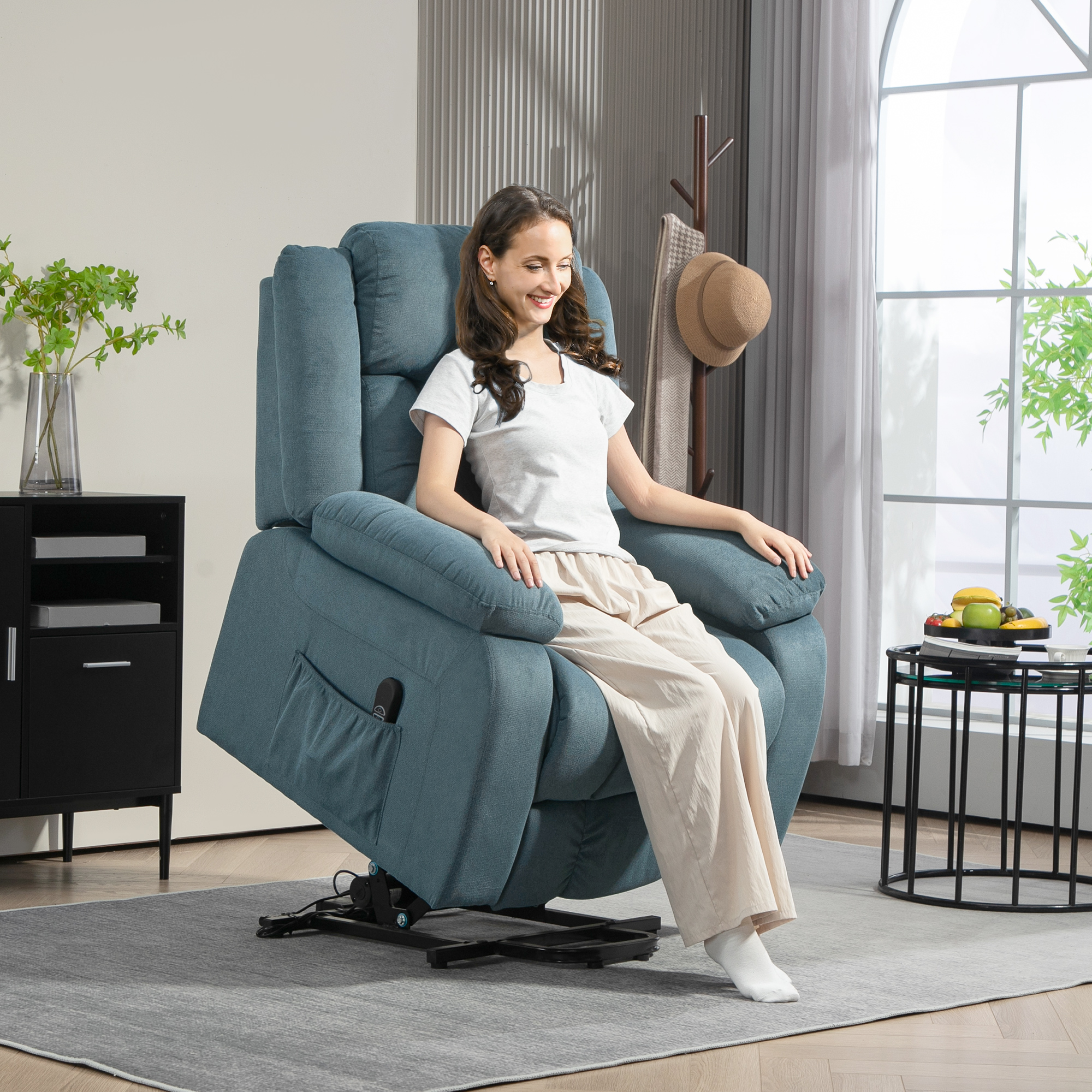 Aufstehsessel mit weichem Bezug, Recliner-Sessel mit Fernbedienung und Seitentaschen, Blau