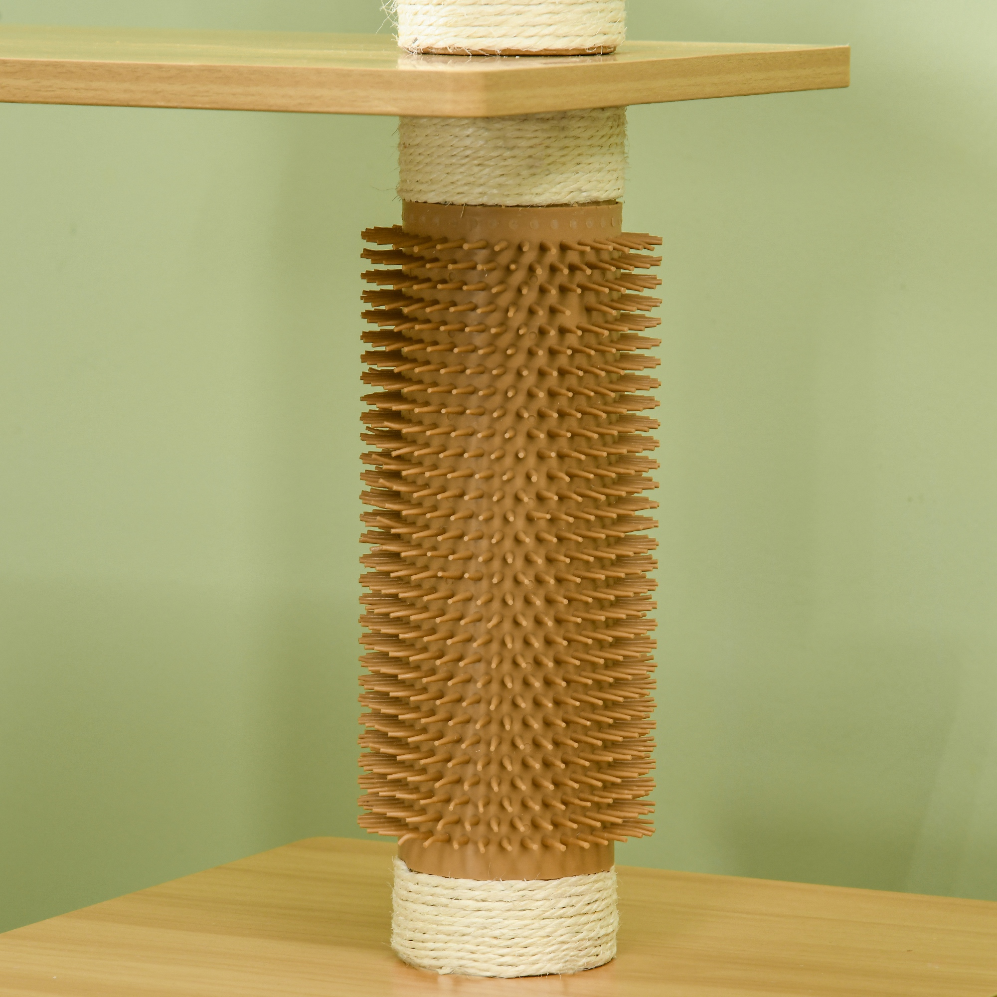 Kratzbaum Katzenbaum Katzenhöhle, 1 Katzenbett, 1 Liegefläche, 59,5 cm x 39,5 cm x 114 cm, Braun + Weiß