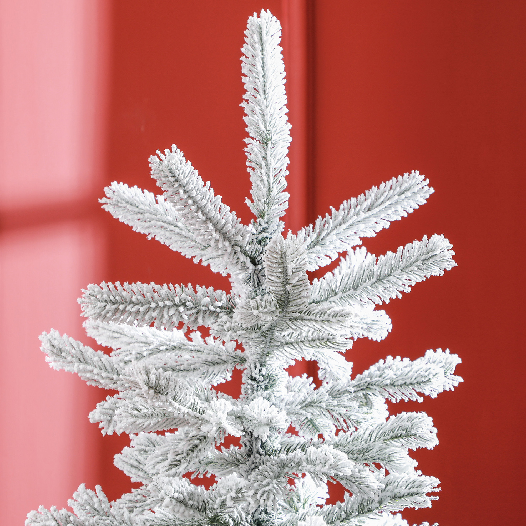 Weihnachtsbaum 180 cm, mit Kunstschnee, flammhemmend, schneller Auf- und Abbau, Metallbasis