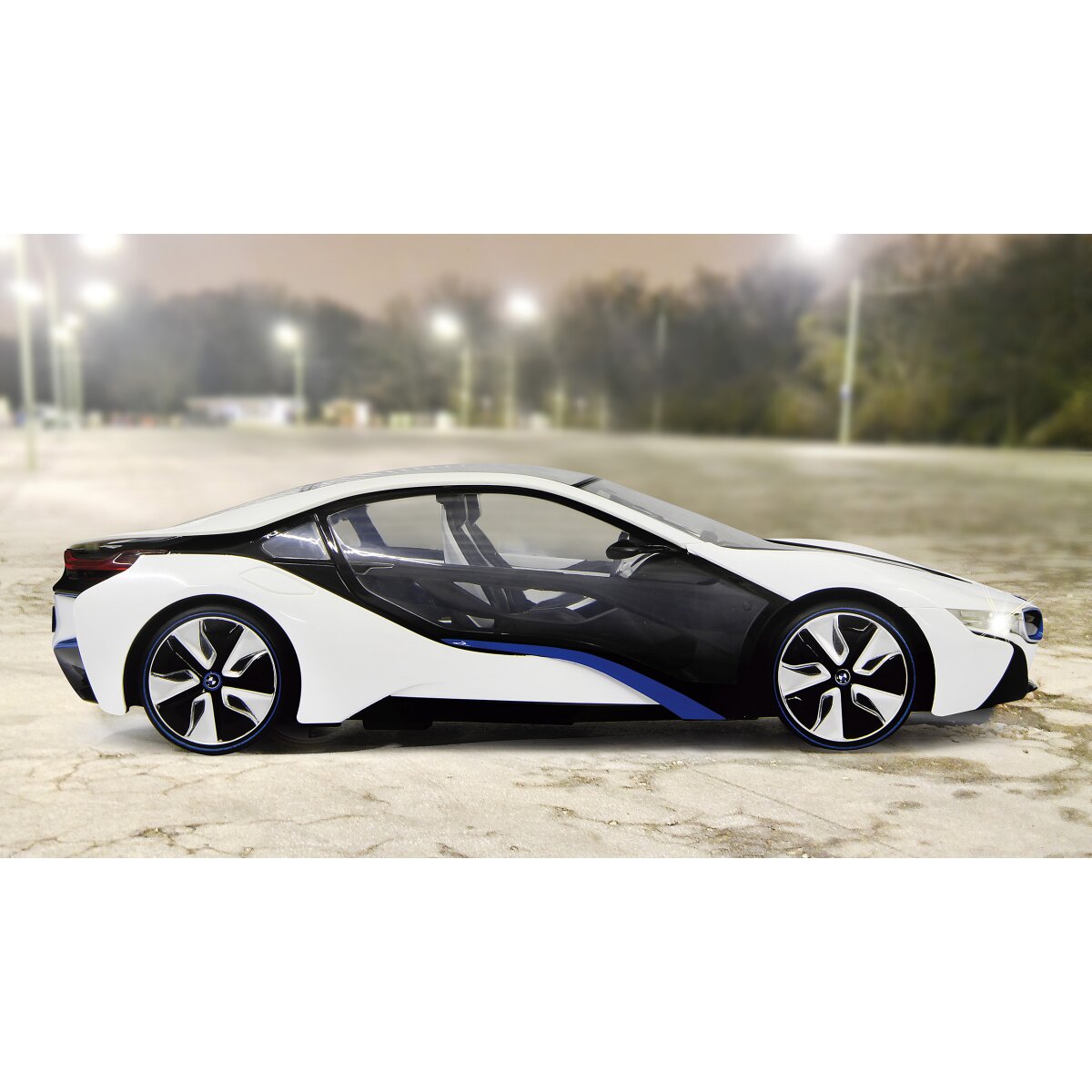 BMW I8 1:14 weiss 2,4 GHz