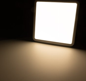 LED Deckenleuchte "Santano 36 Qw", 30x30cm, 32W, 2928lm, 2900K warmweiß