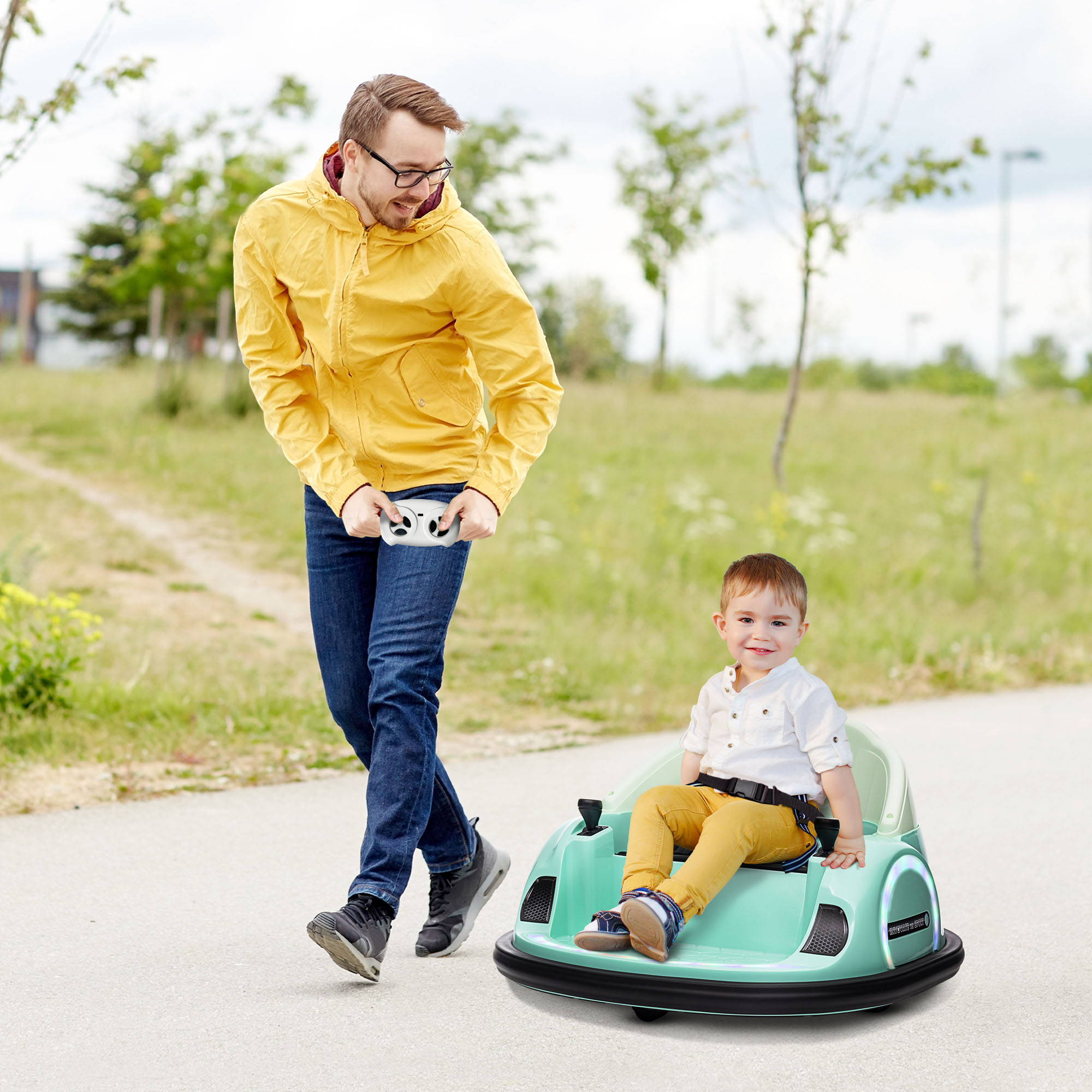 Autoscooter, 360° Rotation, 2 km/h Geschwindigkeit, Sicherheitsgurt, LED-Lichter, Musik und Hupe, Grün