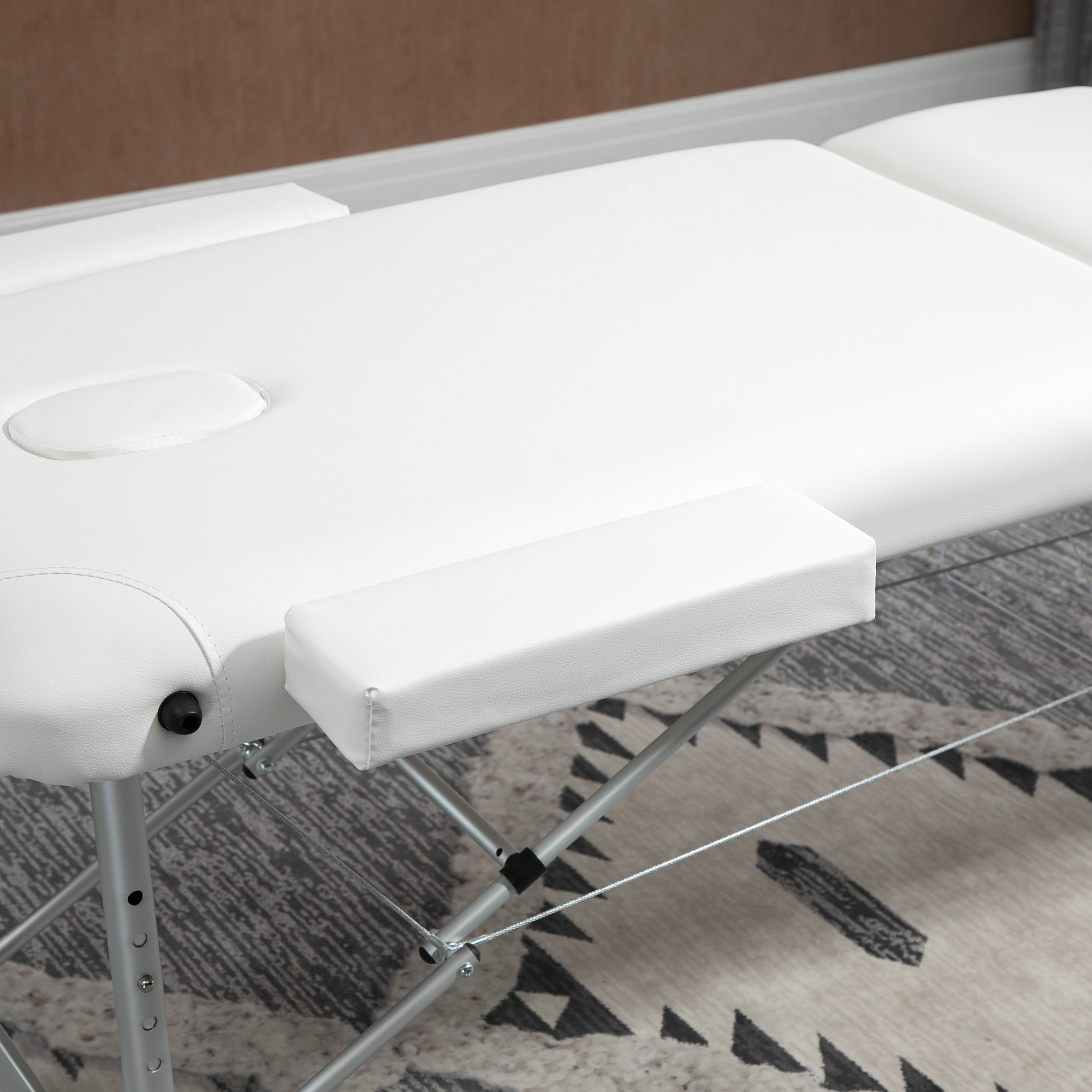 Mobile Massageliege 3 Zonen Klappbar Massagetisch mit Kopfstütze Armlehne Tragetasche höhenverstellbare Aluminium Massagebett tragbar inkl, Zubehör Massagebank bis 225 kg Belast Weiß