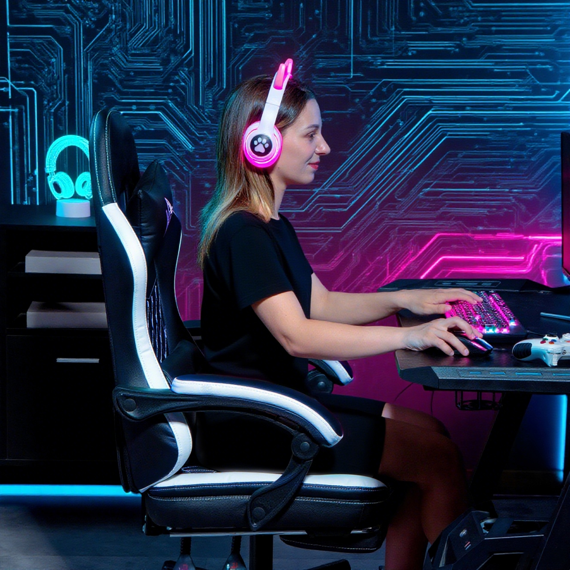 Gaming-Stuhl mit Fußstütze, Computerstuhl mit Kopfstütze & Kissen, Kunstleder-Bezug, drehbar, höhenverstellbar, Metall, Kunststoff, Schwarz+Weiß