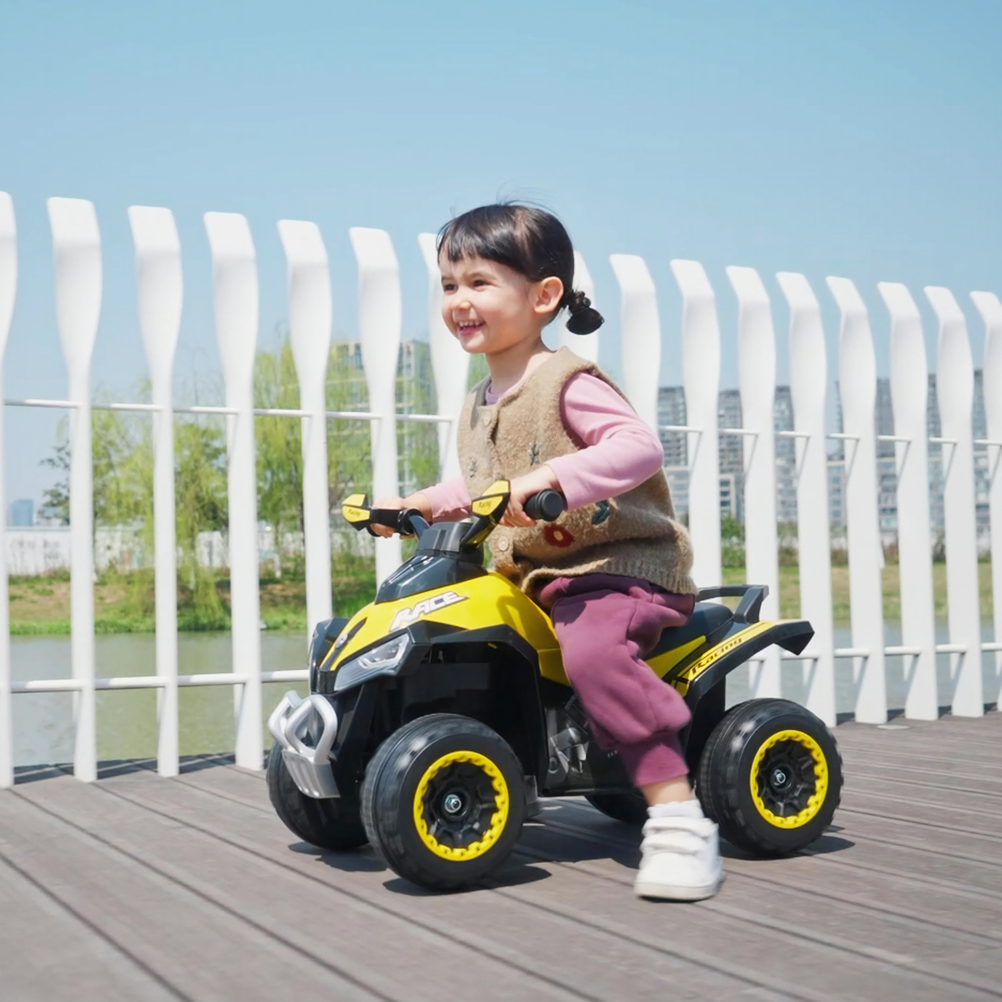Rutschauto Rutschfahrzeug Kinderfahrzeug für 18-36 Monate Kinder Gelb