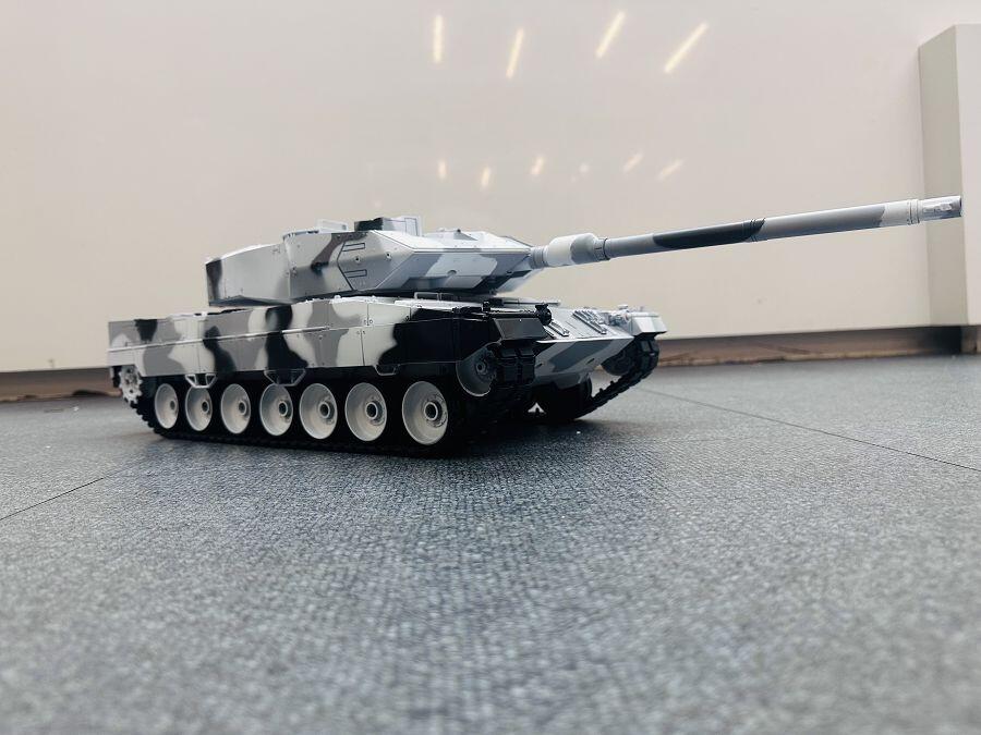 RC Panzer "Leopard 2A6" - Metallgetriebe - Schneetarn