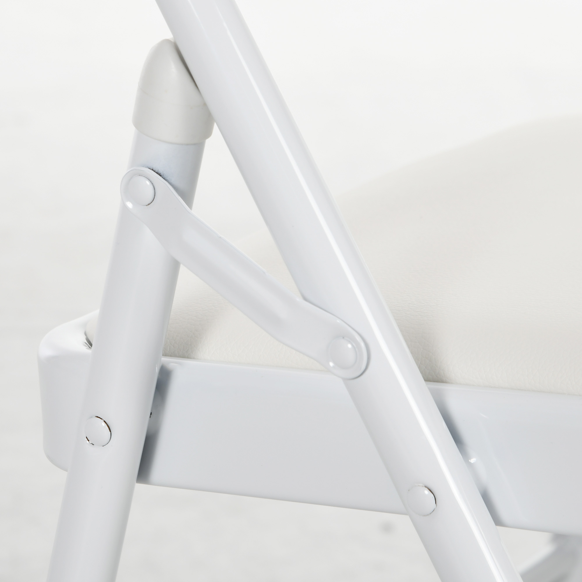 4er-Set Klappstühle, Tragbare Bürostühle, Metallbeine, Faltstuhl für Büro, Empfang, Wartezimmer, Kunstleder, Weiß