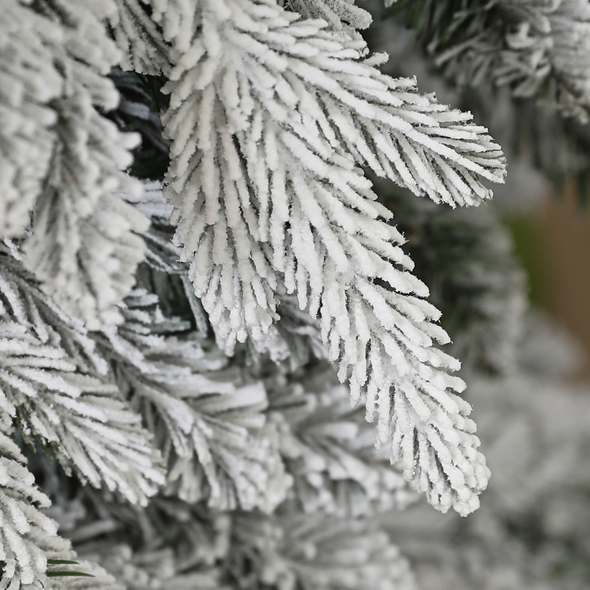 Weihnachtsbaum künstlich 210 cm Christbaum wie echt mit 800 dichten Zweigen, Kunstschnee, Auto-Öffnung