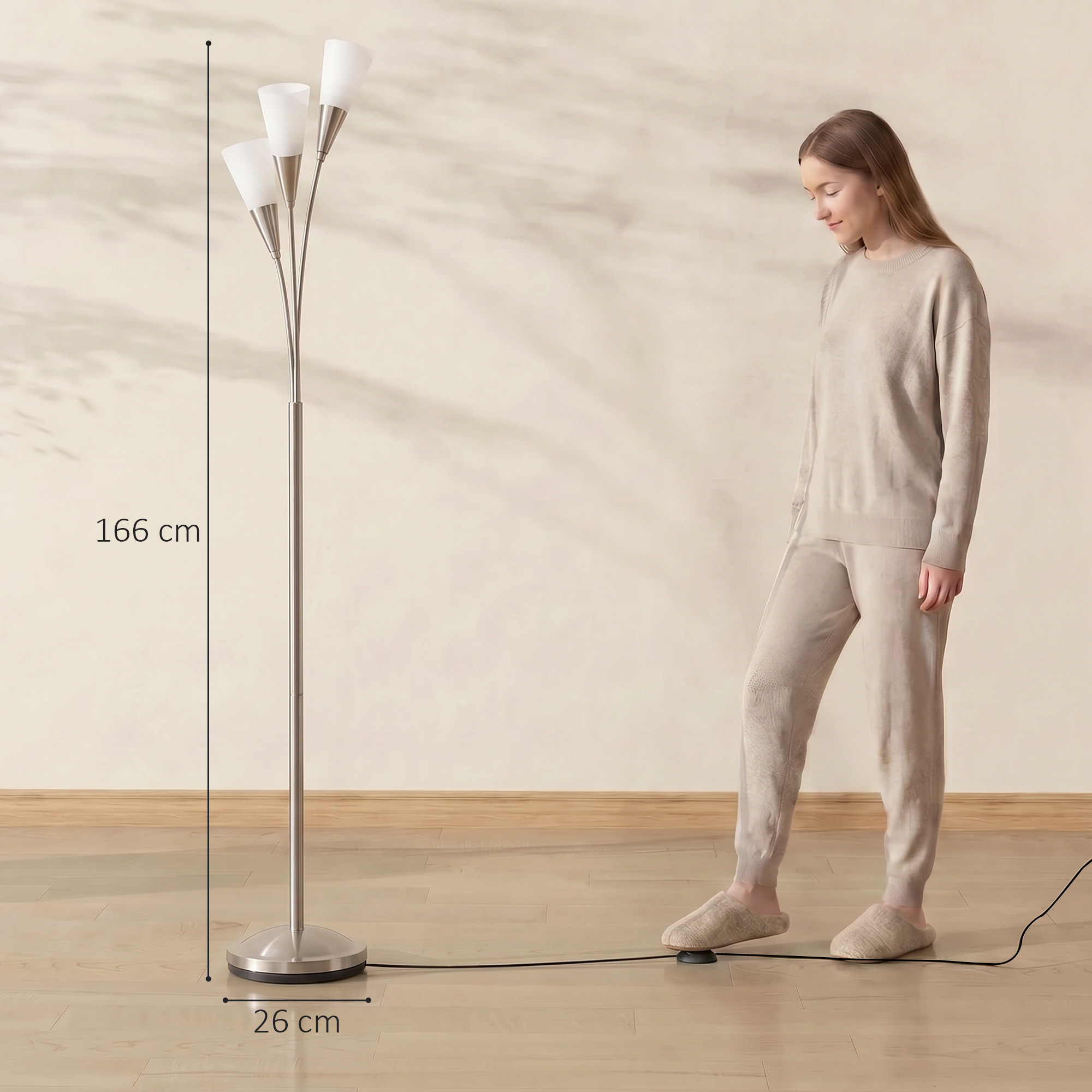 Stehlampe Wohnzimmer 40 W Stehleuchte mit Fußschalter, 3 x E14-Fassung für Schlafzimmer, Büro, Ohne Glühbirne, Silber