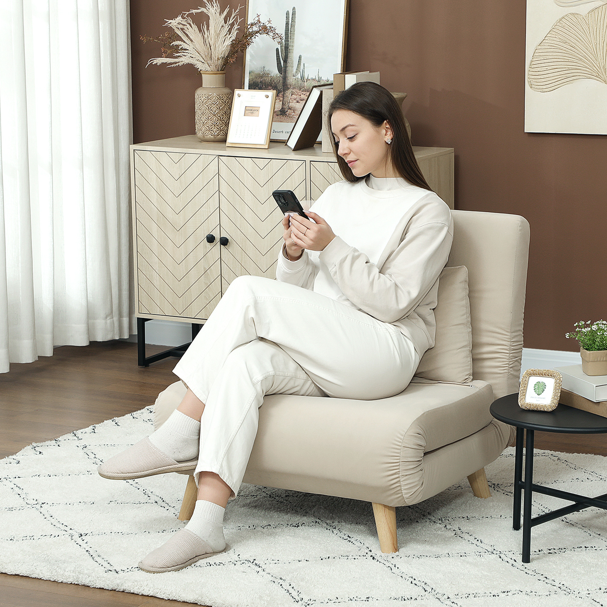 Klappsessel mit Bettfunktion, Klappbarer Relaxsessel in Samtoptik, Verstellbare Lehne, bis 120 kg belastbar, Beige