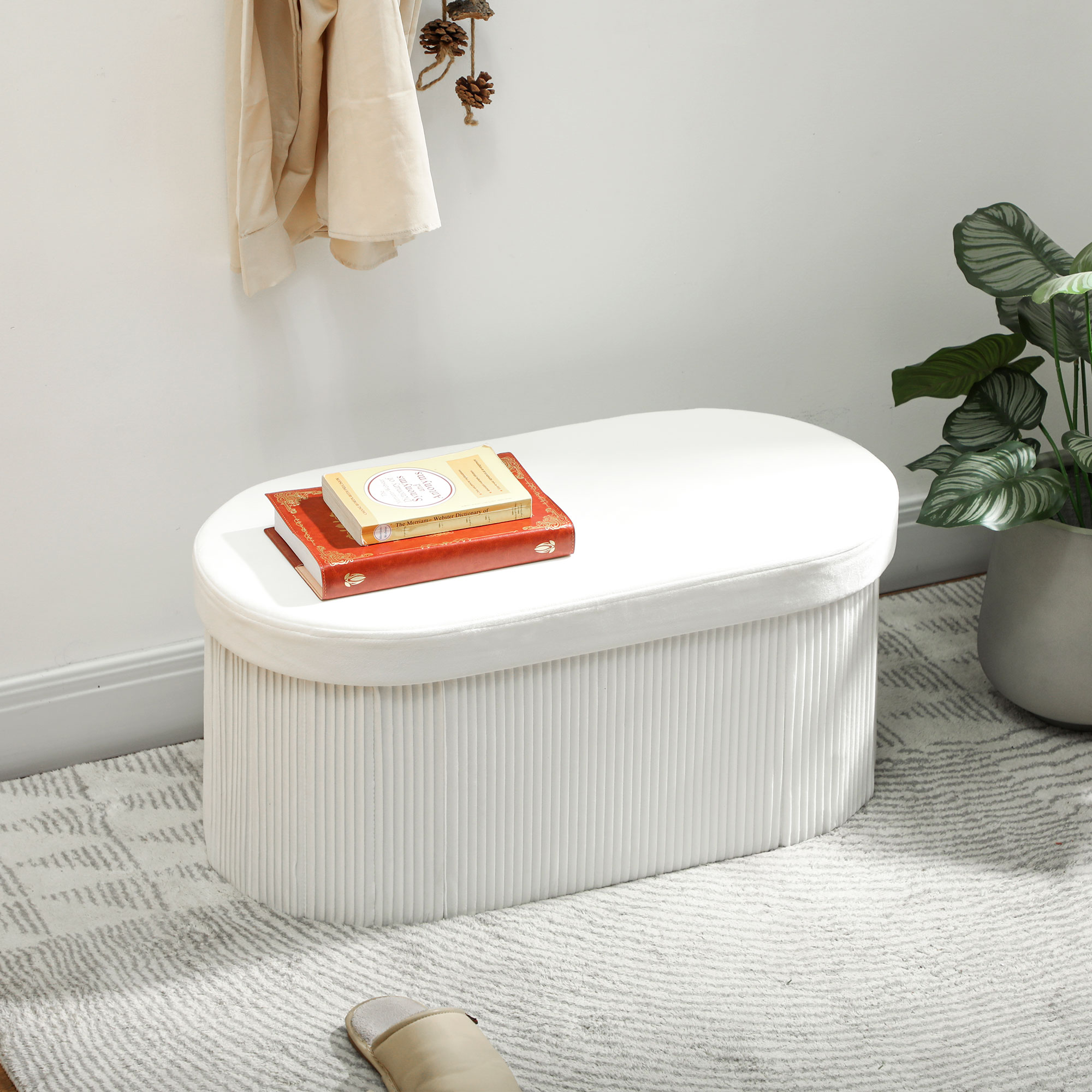 Sitzbank mit Stauraum Klappbar Polsterbank mit Samt-Optik für Wohnzimmer 76 x 38 x 35 cm Creme